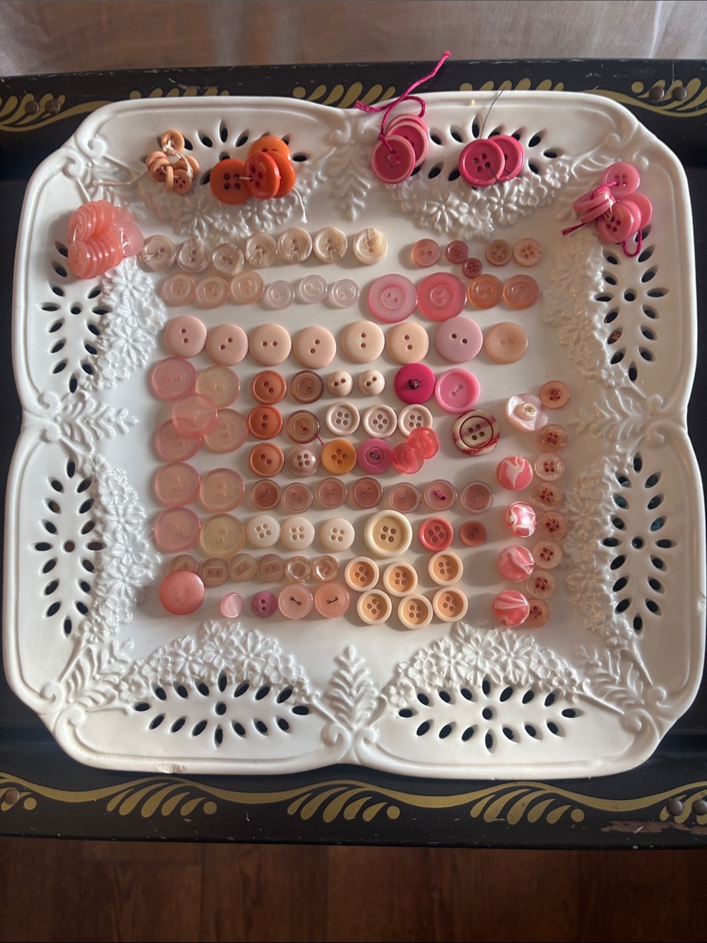 Lot of Vintage Pink Peach coral cream orange Button Assortment Sewing crafts